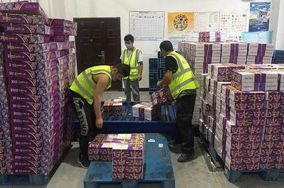 喀什機場首航“西梅號” 農副產品銷售助力脫貧攻堅戰